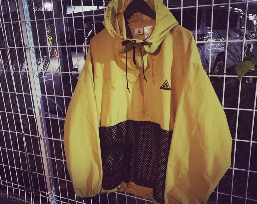 本日の買取速報【NIKE ACG/90s アノラックナイロンパーカー】[2020.02