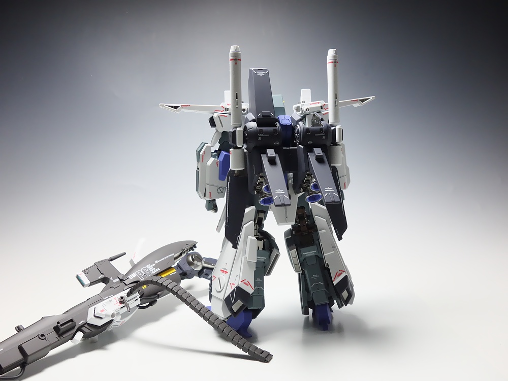 プレミアム完成品】バンダイ MG 1/100 FAZZ Ver.Ka | プラモデル