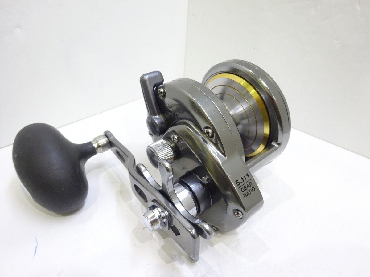 Shimano 03 Ocea Jigger NR 2000P right handed Bait casting reel