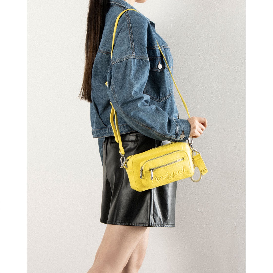 デシグアル Desigual ロゴ ミニクロスボディバッグ （イエロー