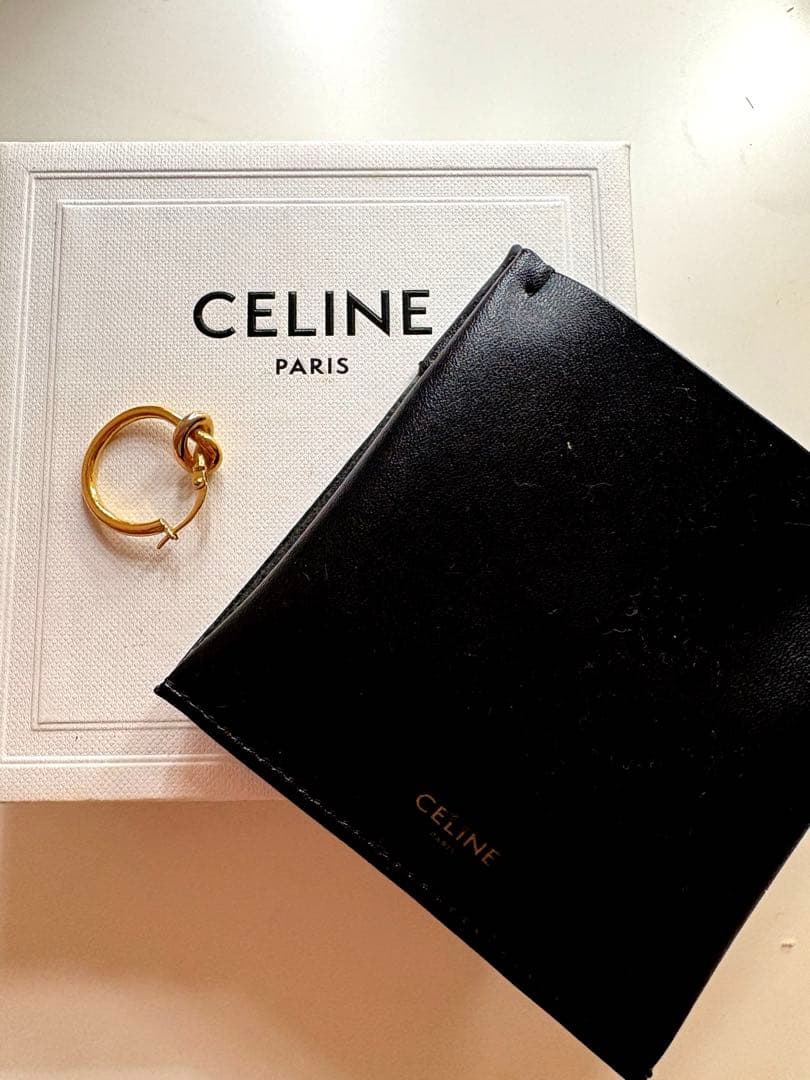 セリーヌノットスモールピアス CELINE（セリーヌ） ノットスモール フープピアス GP ゴールド 5.5g