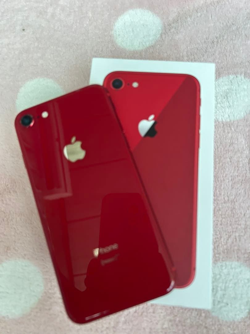 iPhone 8 (PRODUCT)RED 本体 64GB Apple introduces iPhone 8 and iPhone 8 Plus (PRODUCT)RED Special